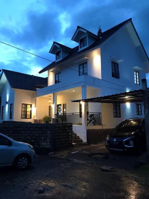 Stylish Villa At Green Apple U 35A Cipanas Puncak Sindanglaya Eksteriør billede